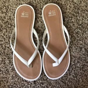 Women’s White flip flops